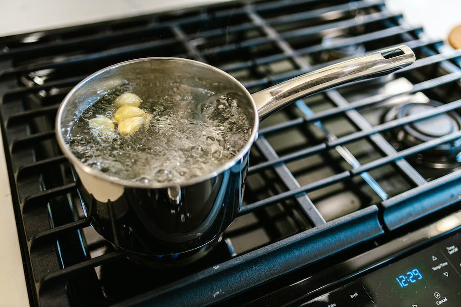  Spargelkochen im Wasser - Kochzeiten & Methoden